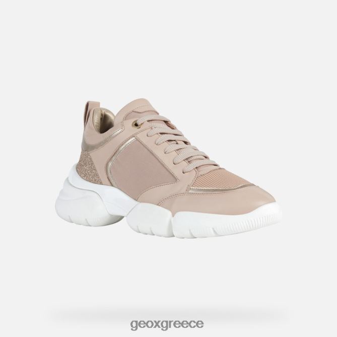 4DBLR01673 γυμνός Geox ηθοποιός με γυναίκα