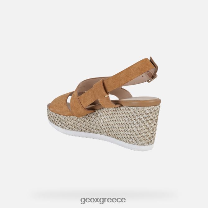 4DBLR0534 κονιάκ Geox λιπαρή γυναίκα